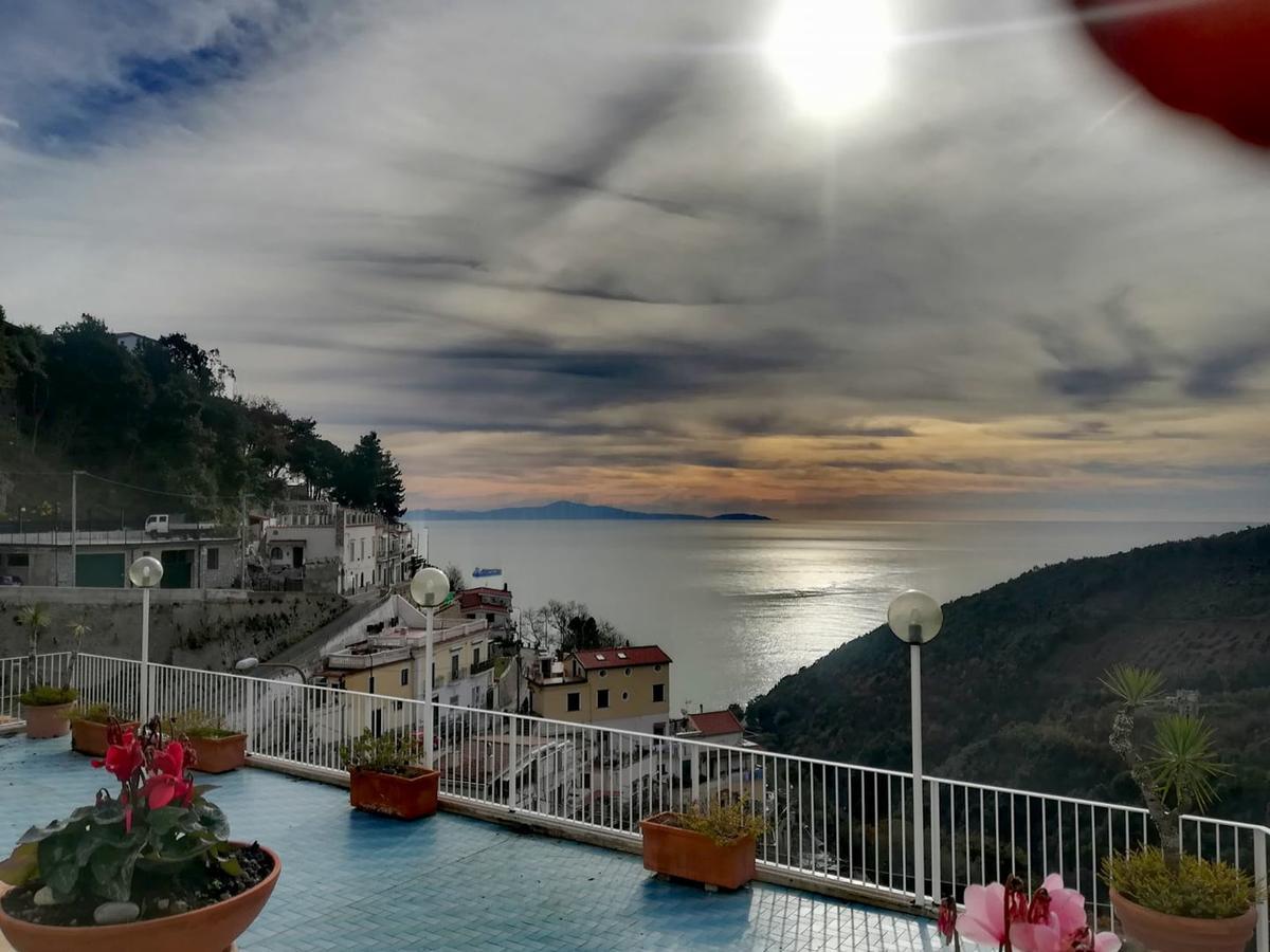 Bed and Breakfast Le Terrazze Di Cristina Vietri Zewnętrze zdjęcie
