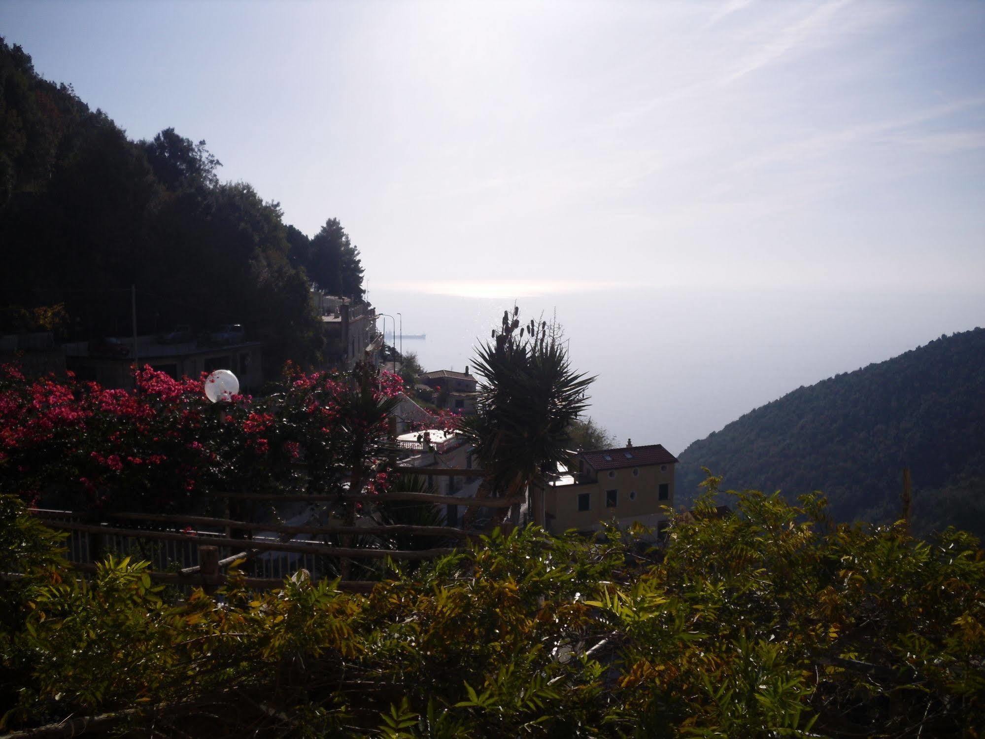 Bed and Breakfast Le Terrazze Di Cristina Vietri Zewnętrze zdjęcie