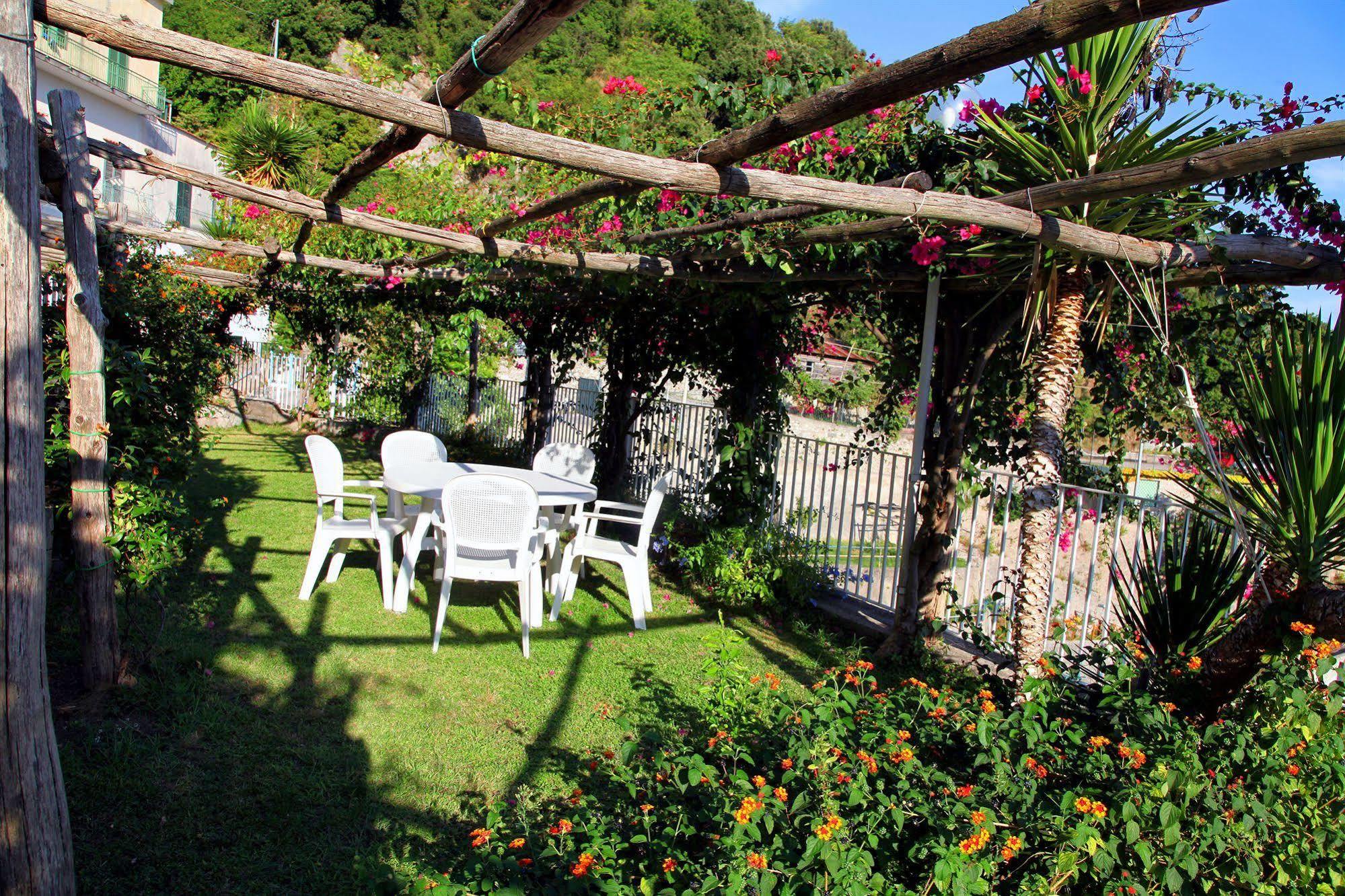 Bed and Breakfast Le Terrazze Di Cristina Vietri Zewnętrze zdjęcie